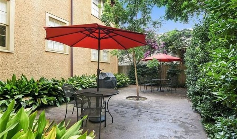 5607 PRYTANIA St E, New Orleans, LA 70115 - 1 Beds, 1 Bath