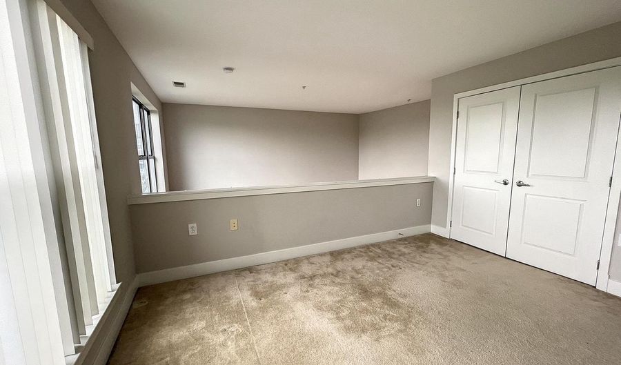 1800 WILSON Blvd 430, Arlington, VA 22201 - 2 Beds, 1 Bath