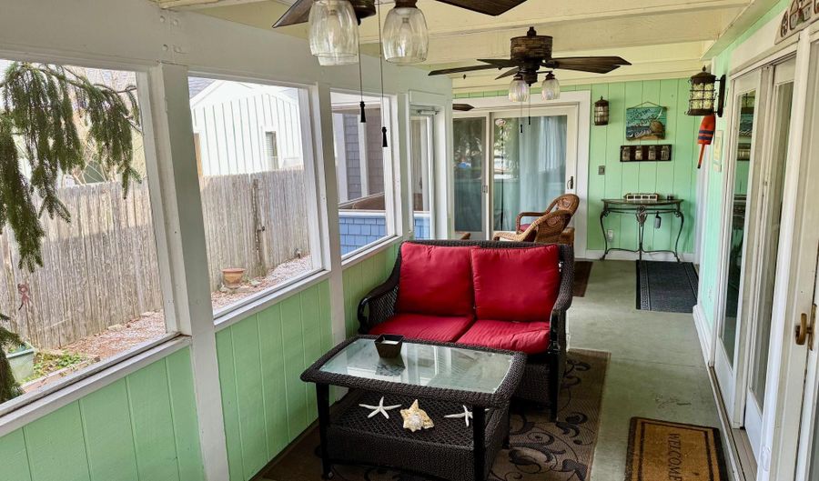 102 WEST St, Dewey Beach, DE 19971 - 6 Beds, 3 Bath