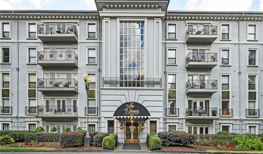 3203 Lenox Rd NE 28, Atlanta, GA 30324 - 2 Beds, 2 Bath