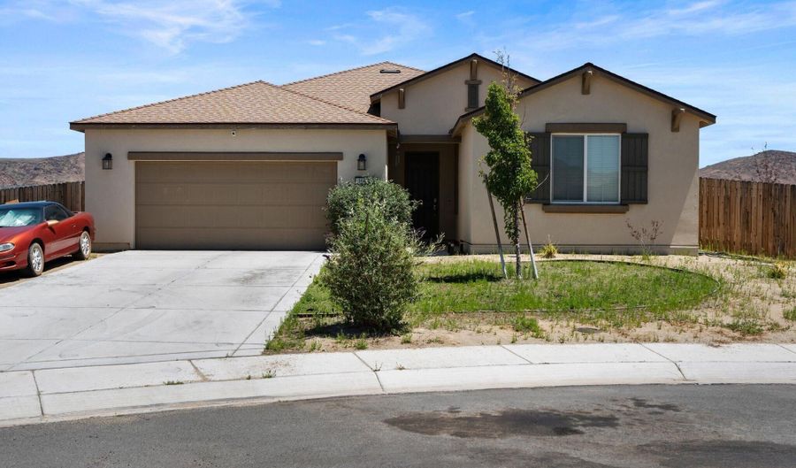 164 Snake Rd, Dayton, NV 89403 - 4 Beds, 3 Bath