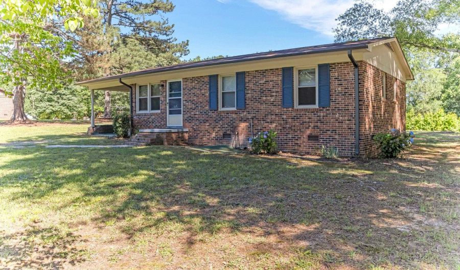 107 Bell St, Blacksburg, SC 29702 - 3 Beds, 1 Bath
