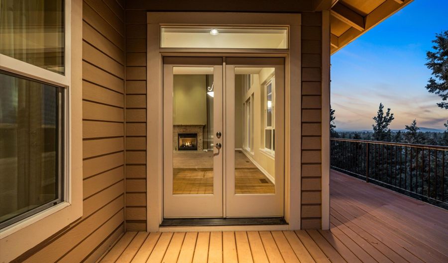 3269 NW Fairway Heights Dr, Bend, OR 97703 - 4 Beds, 4 Bath