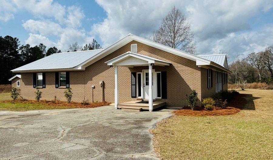 895 Cannonville Rd, Abbeville, GA 31001 - 3 Beds, 2 Bath