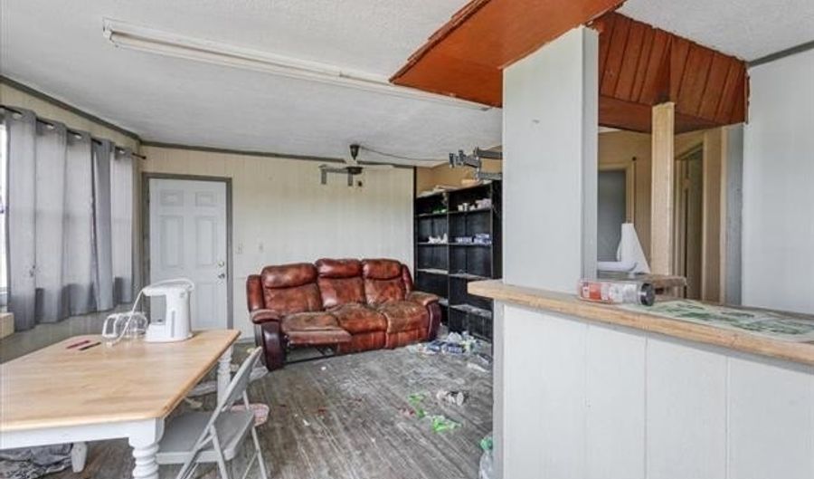 612 E Highway 1, Allen, OK 74825 - 0 Beds, 0 Bath