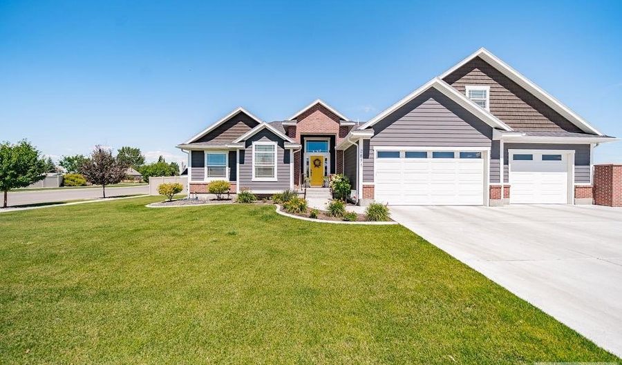 2871 Spring Gulch Dr, Idaho Falls, ID 83406 - 5 Beds, 3 Bath