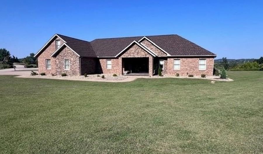 3697 Brody Ln, Ashland, KY 41102 - 4 Beds, 4 Bath