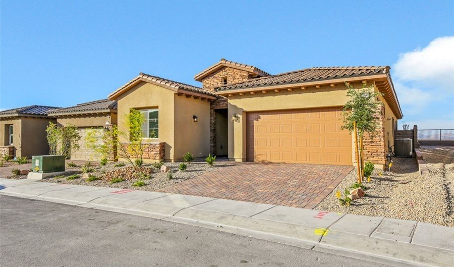 164 Cabo Cruces Dr, Henderson, NV 89011 - 3 Beds, 3 Bath