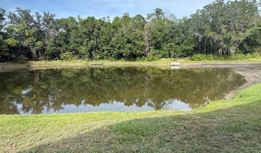 358 Waldorf Dr, Auburndale, FL 33823 - 2 Beds, 2 Bath