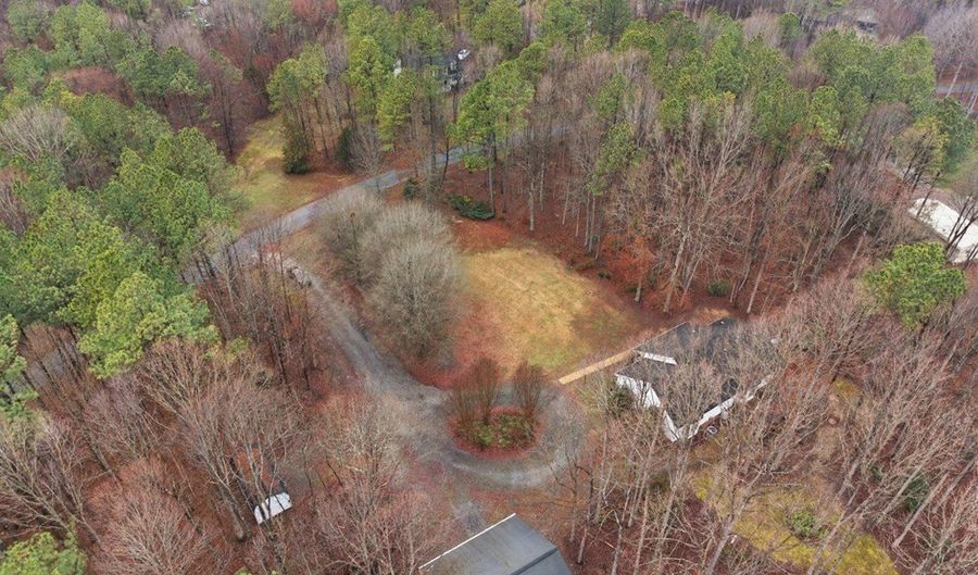9281 Forestdale Dr, Amelia Court House, VA 23002 - 3 Beds, 2 Bath