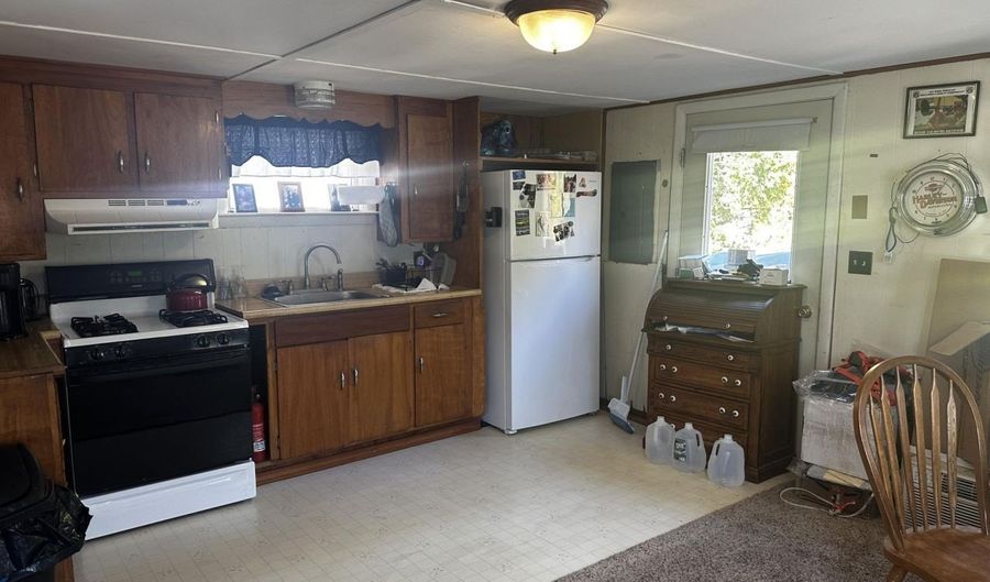 113 Fenwick Rd, Belmont, ME 04952 - 2 Beds, 1 Bath