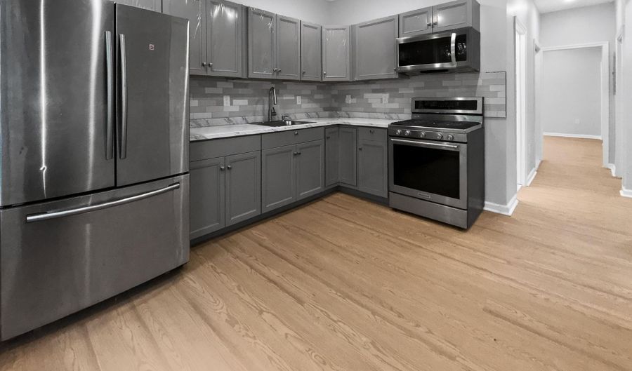 12 E 49TH St 2, Bayonne, NJ 07002 - 4 Beds, 2 Bath