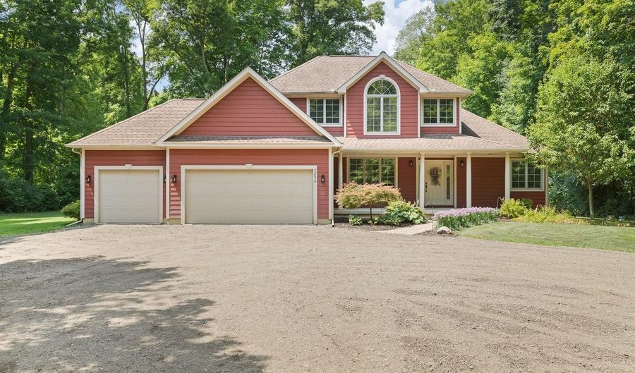 2850 Lee Marie Dr, Adrian, MI 49221 - 4 Beds, 4 Bath