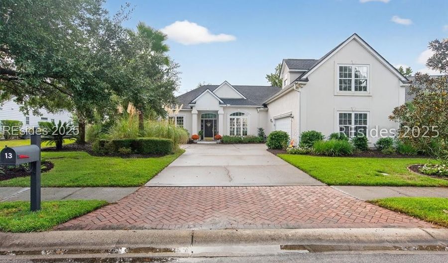 13 Gables Ln, Bluffton, SC 29910 - 5 Beds, 4 Bath
