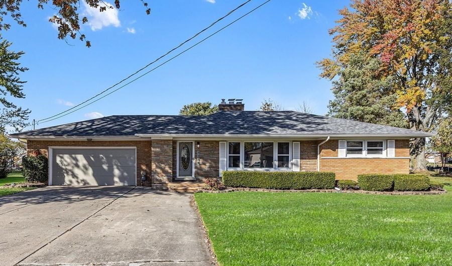 7284 Cardinal, Algonac, MI 48001 - 3 Beds, 2 Bath