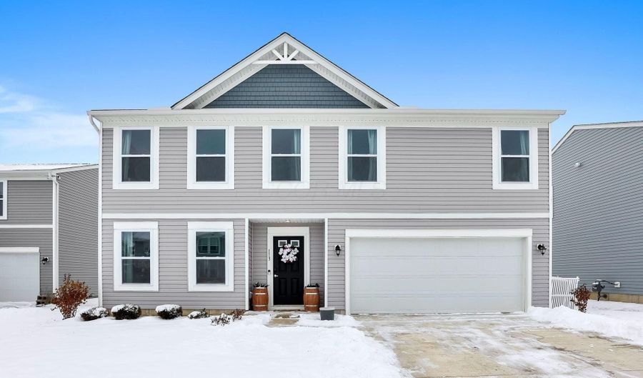 113 Boutot St, Ashville, OH 43103 - 4 Beds, 2 Bath