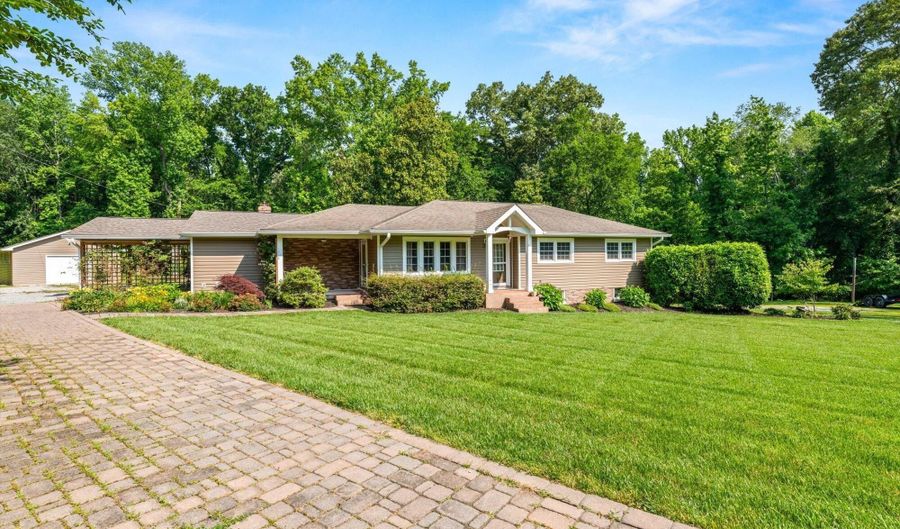 1218 Woodward Park, Athens, TN 37303 - 3 Beds, 2 Bath