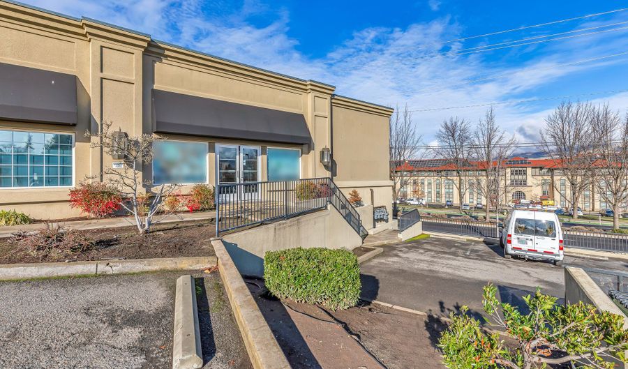 1400 Ashland St 3 & 3A, Ashland, OR 97520 - 0 Beds, 0 Bath