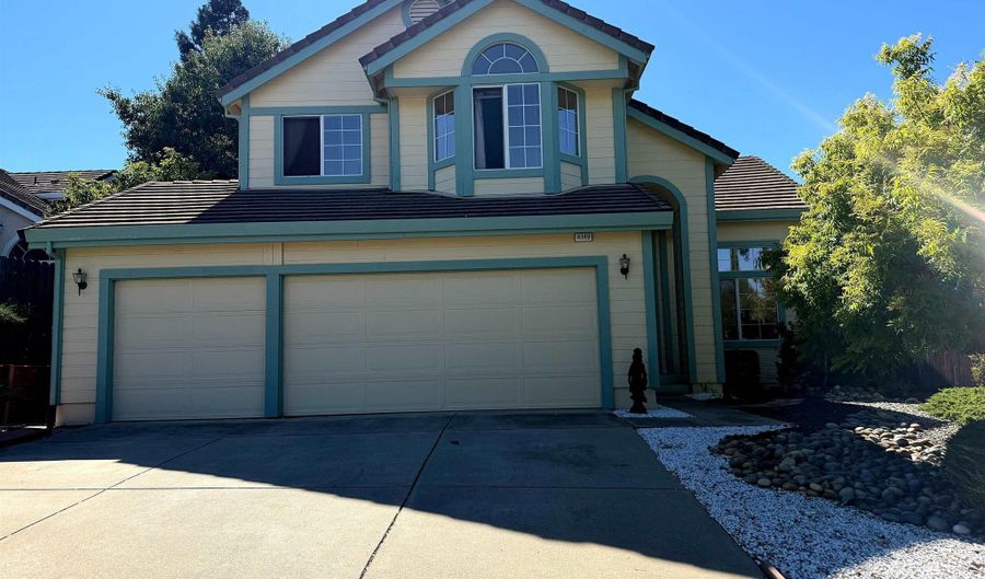 4140 Spaulding St, Antioch, CA 94531 - 5 Beds, 3 Bath