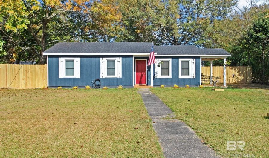 507 E Pine St, Atmore, AL 36502 - 2 Beds, 2 Bath