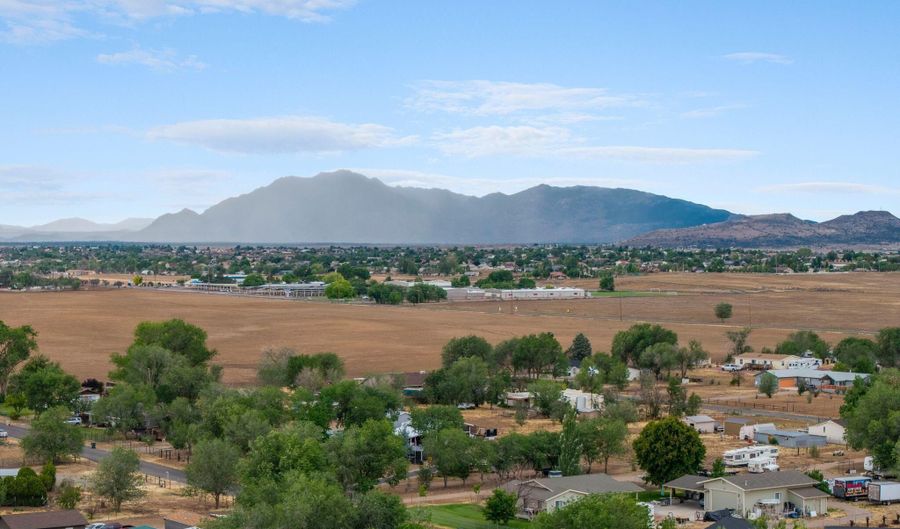 627 W Butterfield Rd, Chino Valley, AZ 86323 - 3 Beds, 2 Bath