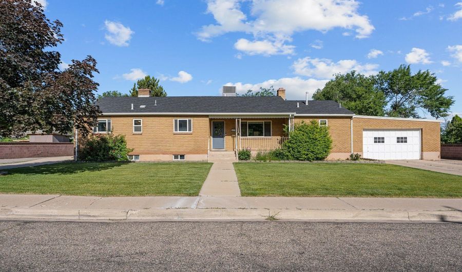 237 N 400 W, Cedar City, UT 84721 - 4 Beds, 3 Bath