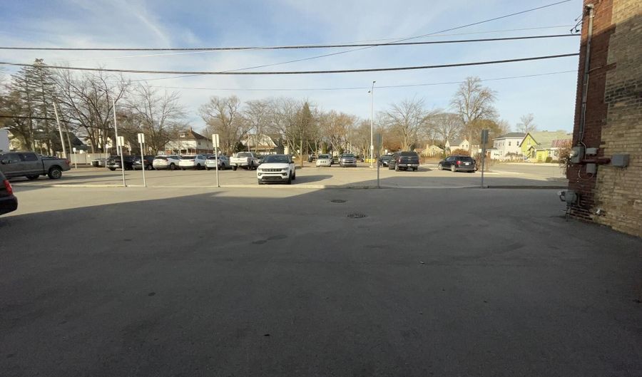 125 E Superior St, Alma, MI 48801 - 0 Beds, 4 Bath