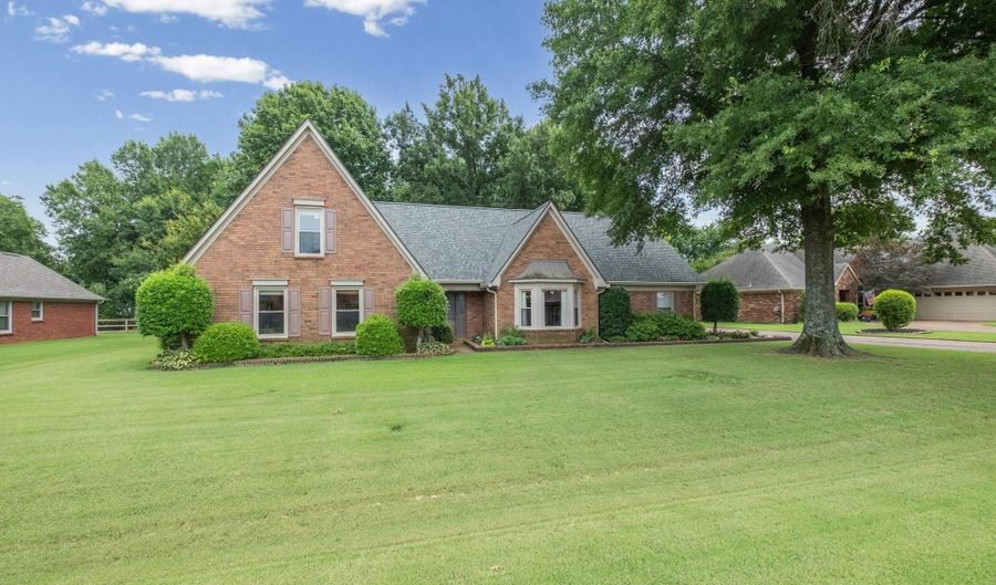 3320 PATRICIA ELLEN Dr, Bartlett, TN 38133 - 4 Beds, 3 Bath