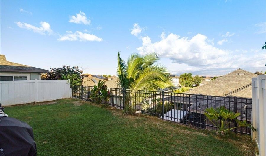 95 Meheu Cir, Kahului, HI 96732 - 3 Beds, 3 Bath