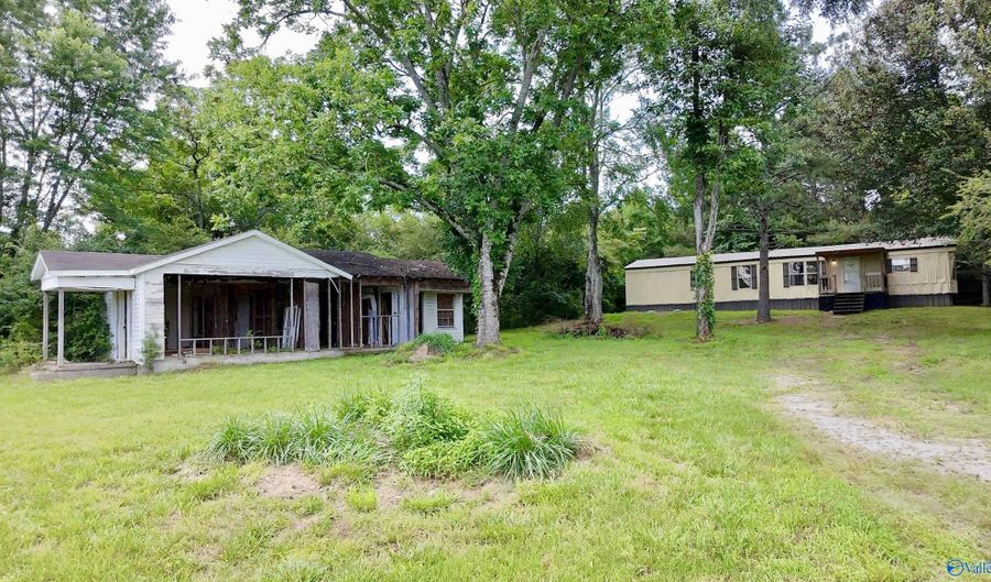 166 Blue Bend Rd, Albertville, AL 35951 - 2 Beds, 1 Bath
