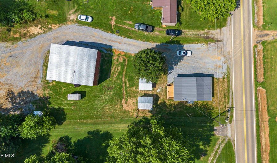 6340 Kingsport Hwy, Afton, TN 37616 - 2 Beds, 1 Bath