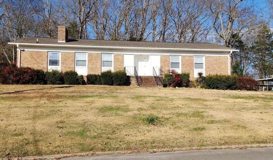 1506 Ridgeway Cir, Athens, TN 37303 - 3 Beds, 2 Bath