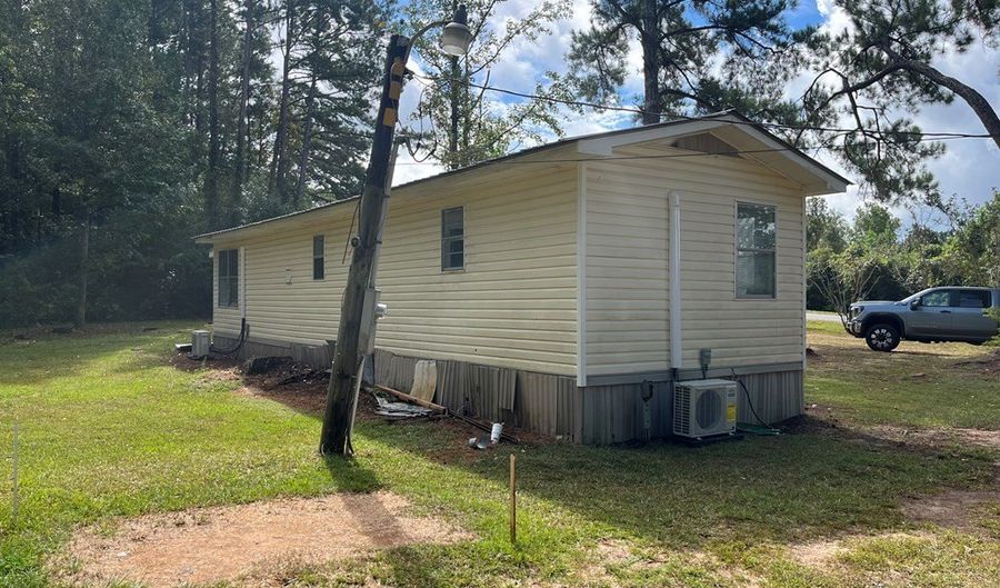 2681 Alabama Highway 10, Abbeville, AL 36310 - 1 Beds, 1 Bath