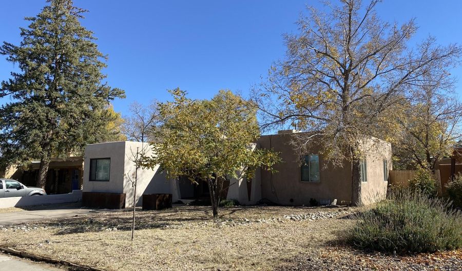 4614 Idlewilde Ln SE, Albuquerque, NM 87108 - 3 Beds, 2 Bath