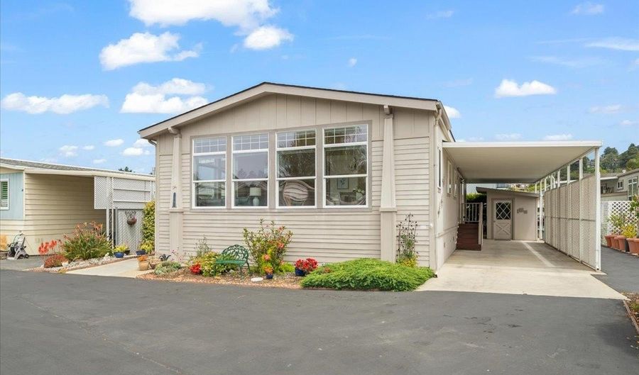 16 Primrose ST 16, Aptos, CA 95003 - 3 Beds, 2 Bath