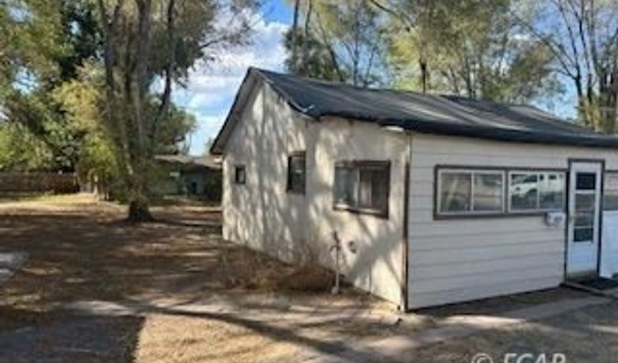 853 Wilson Ave, Elko, NV 89801 - 2 Beds, 1 Bath