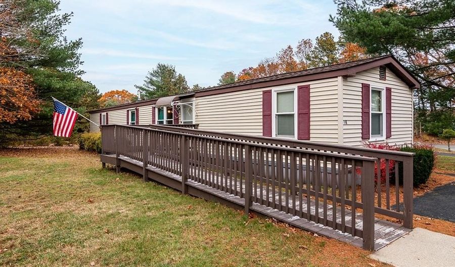 89 Wright Way, Coventry, RI 02816 - 2 Beds, 2 Bath