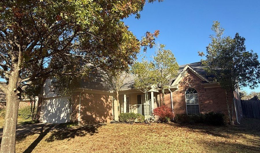 106 Oakleigh, Batesville, MS 38606 - 4 Beds, 2 Bath