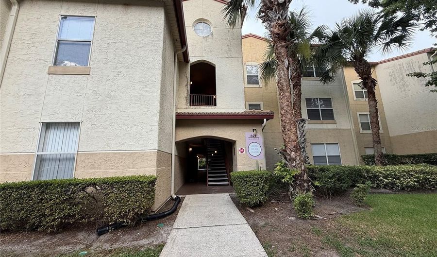 827 CAMARGO Way 205, Altamonte Springs, FL 32714 - 2 Beds, 2 Bath