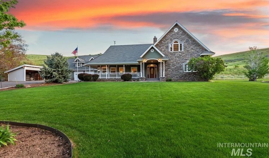 3057 Hwy 71, Cambridge, ID 83610 - 4 Beds, 3 Bath