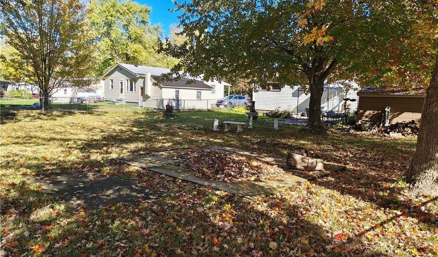 5923 Ogden Ave, Ashtabula, OH 44004 - 2 Beds, 1 Bath