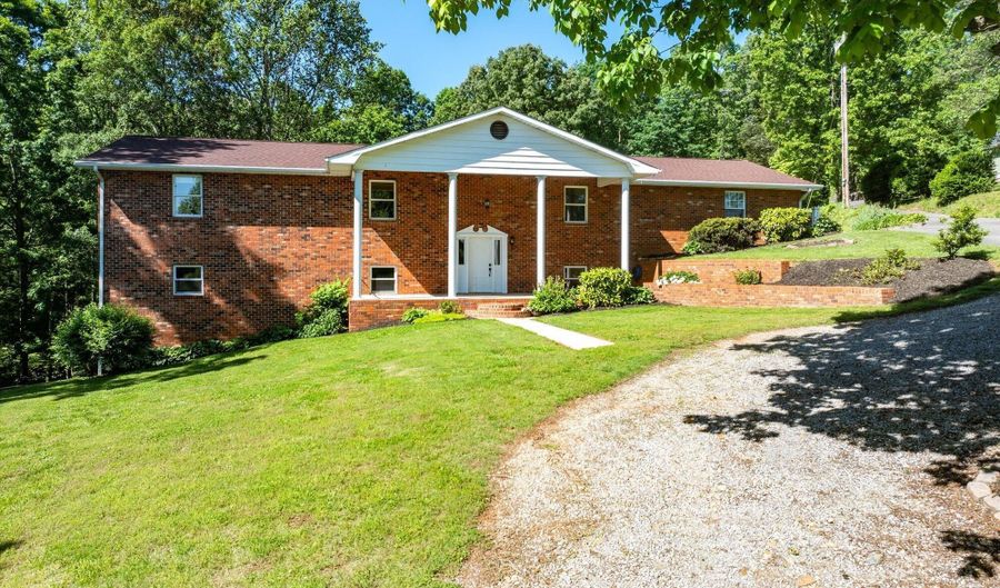 322 County Road 436, Athens, TN 37303 - 4 Beds, 3 Bath