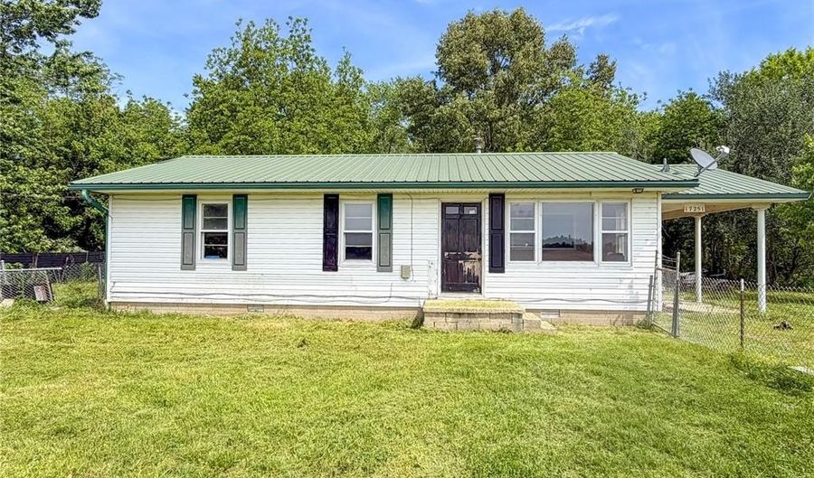 17251 County Road 214, Advance, MO 63730 - 3 Beds, 1 Bath