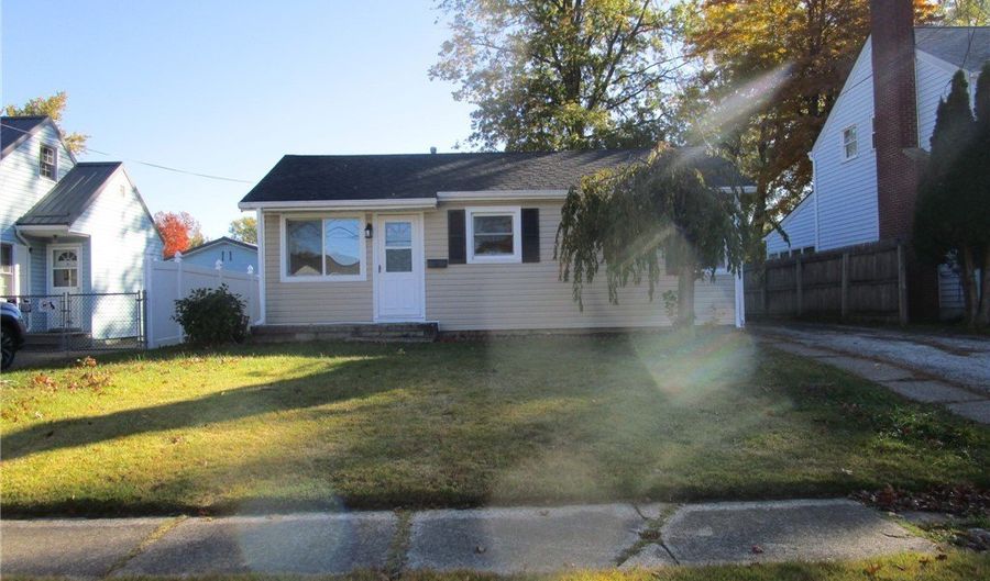 710 Myrtle Ave, Ashtabula, OH 44004 - 2 Beds, 1 Bath