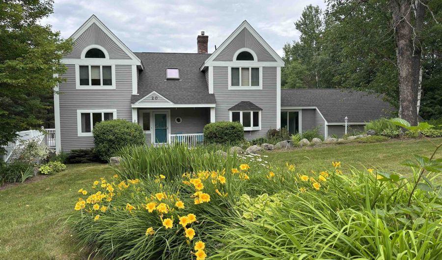20 Merrill Rd, Campton, NH 03223 - 4 Beds, 4 Bath