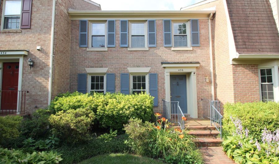 436 N PARK Dr, Arlington, VA 22203 - 3 Beds, 4 Bath