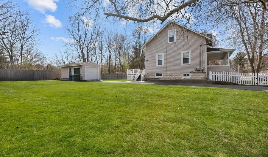 56 Errol St, Warwick, RI 02888 - 4 Beds, 2 Bath
