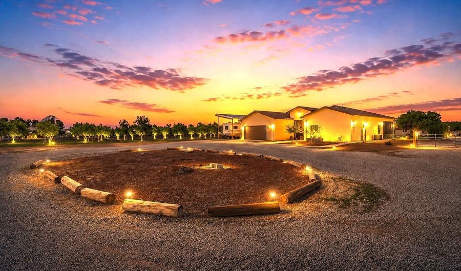 2634 W OHARA Rd, Anthony, NM 88021 - 4 Beds, 4 Bath