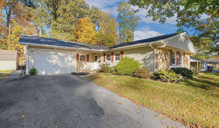 4005 WOODHAVEN Ln, Bowie, MD 20715 - 4 Beds, 2 Bath