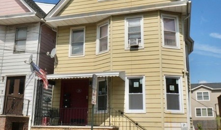 100 William St First Floor 1, Belleville, NJ 07109 - 3 Beds, 1 Bath